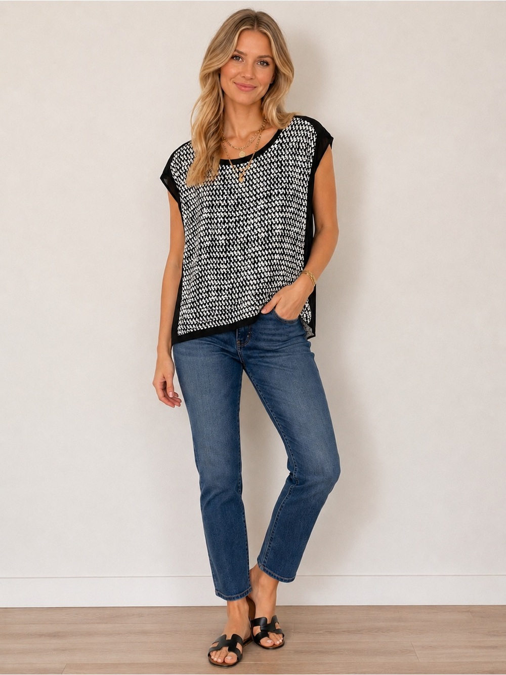 Cynthia Rowley Women’s Black White Geometric Print Blouse Top - Medium